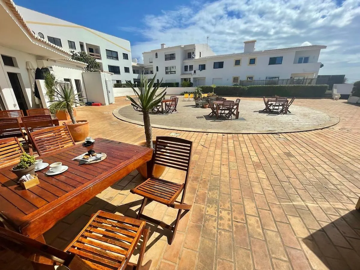 Surfside Sunny Seaview Apartment With Balcony Sagres